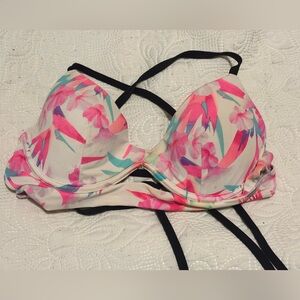 🌸✨ PINK Floral Bikini Top — Size M